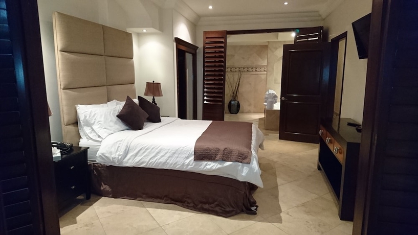 Imagen de la habitación del Hotel Las Olas Resort And Spa. Foto 5