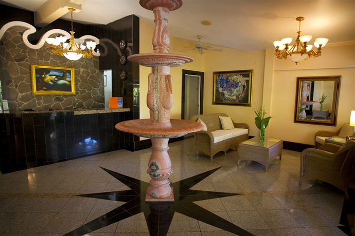 Imagen de los interiores del Hotel Las Olas Resort. Foto 6