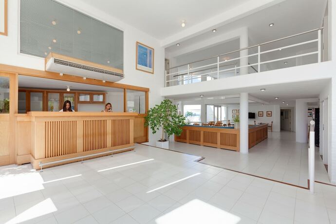 Imagen general del Hotel Las Olas Resort. Foto 3