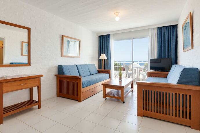 Imagen general del Hotel Las Olas Resort. Foto 7