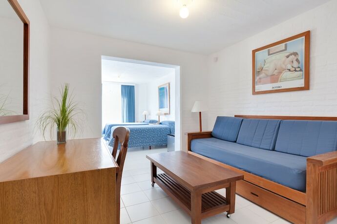 Imagen general del Hotel Las Olas Resort. Foto 9