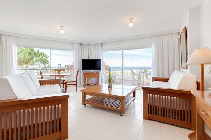 Imagen general del Hotel Las Olas Resort, La Barra. Foto 18