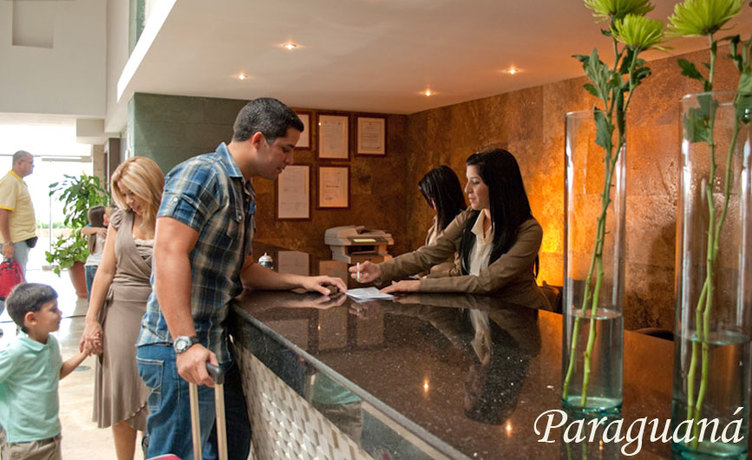 Imagen de los interiores del Hotel Las Palmas Inn. Foto 5
