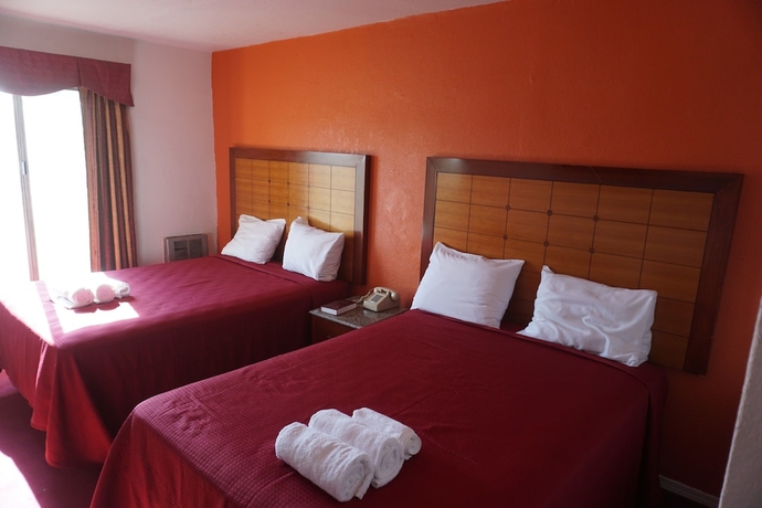 Imagen de la habitación del Hotel Las Palmas, Los &Aacute;ngeles. Foto 6