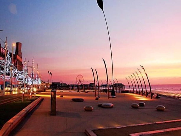 Imagen de los exteriores del Hotel Las Palmas by the Sea, Blackpool. Foto 9