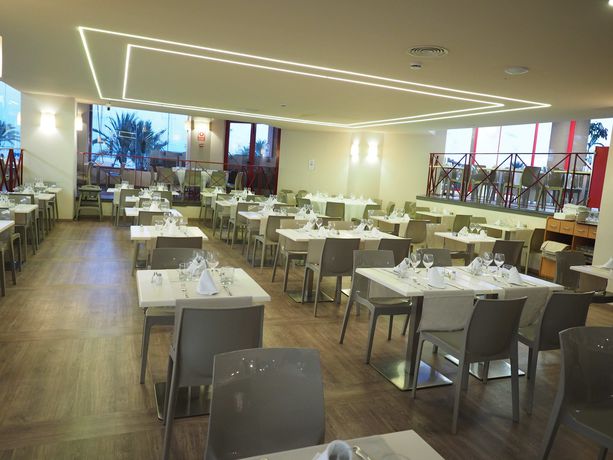 Imagen general del Hotel Las Palmeras Affiliated by FERGUS. Foto 4