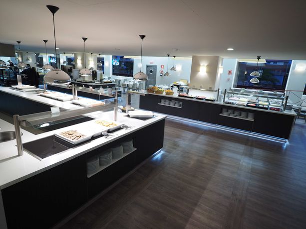 Imagen general del Hotel Las Palmeras Affiliated by FERGUS. Foto 7