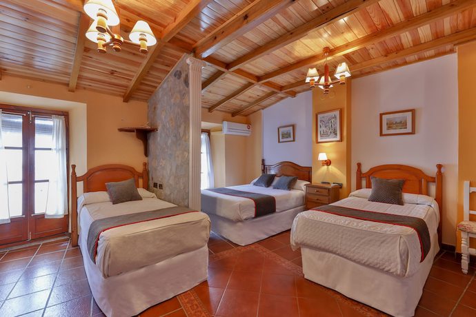 Imagen de la habitación del Hotel Las Palmeras By Vivere Stays. Foto 9