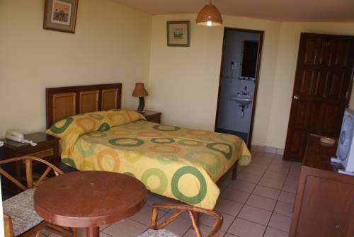 Imagen de la habitación del Hotel Las Palmeras Huanchaco. Foto 3