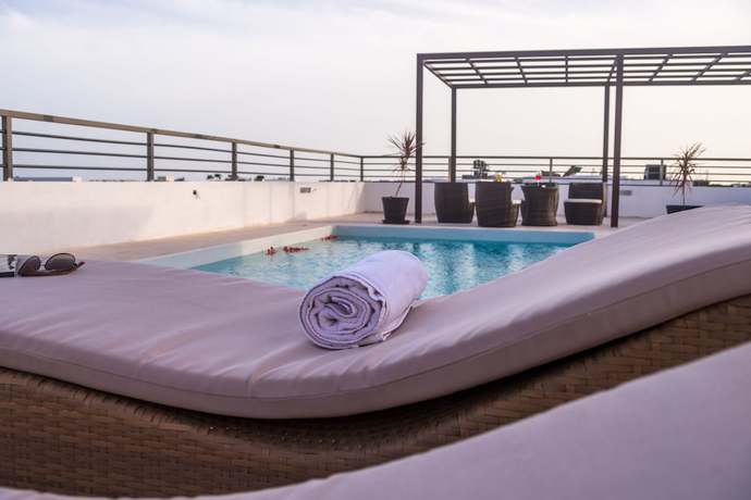 Imagen de la piscina del Hotel Las Perlas Condo. Foto 20