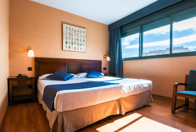 Imagen de la habitación del Hotel Las Provincias. Foto 3