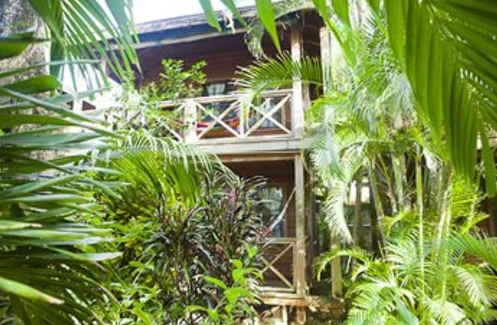 Imagen de la habitación del Hotel Las Rocas Resort and Dive Center. Foto 5