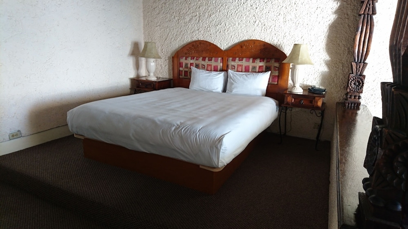 Imagen de la habitación del Hotel Las Rocas Resort and Spa. Foto 12