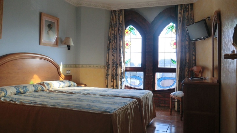 Imagen de la habitación del Hotel Las Ruedas. Foto 5