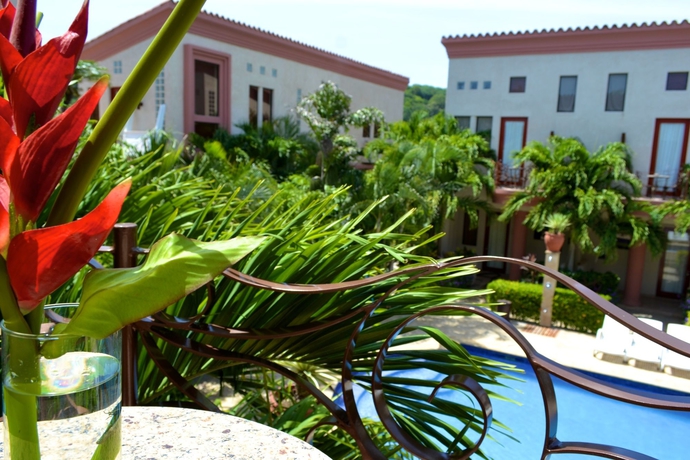 Imagen de la piscina del Hotel Las Sirenas by Mayan Princess Rooms. Foto 14