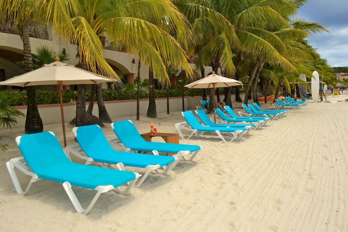 Imagen de los exteriores del Hotel Las Sirenas by Mayan Princess Rooms. Foto 12