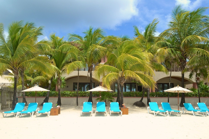 Imagen de los exteriores del Hotel Las Sirenas by Mayan Princess Rooms. Foto 13