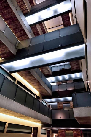 Imagen de los interiores del Hotel Las Suites Campos Eliseos. Foto 9