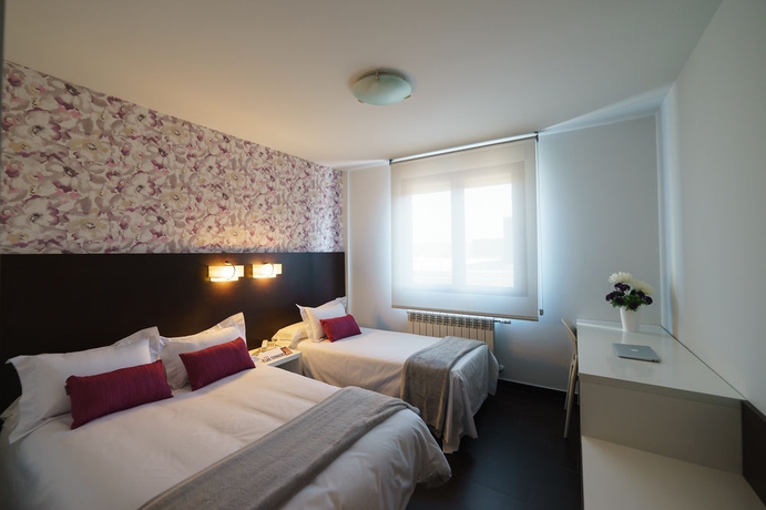 Imagen de la habitación del Hotel Las Terrazas, Burgos. Foto 7