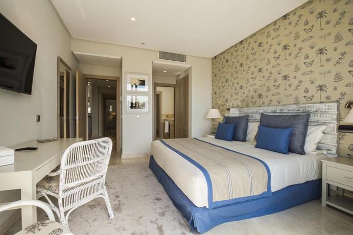 Imagen de la habitación del Hotel Las Terrazas De Abama Suites. Foto 20