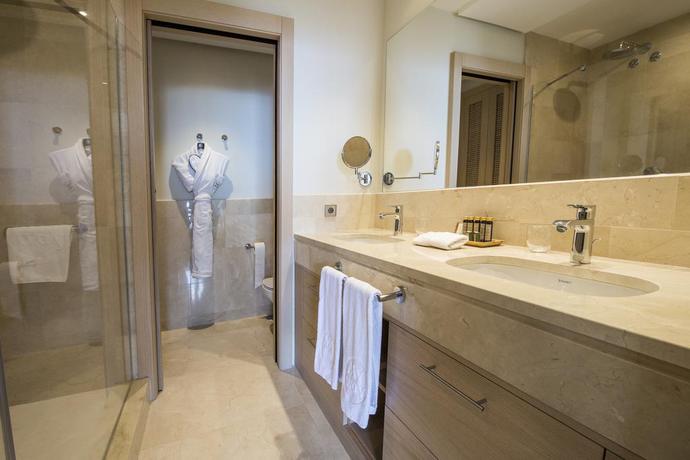 Imagen general del Hotel Las Terrazas De Abama Suites. Foto 6