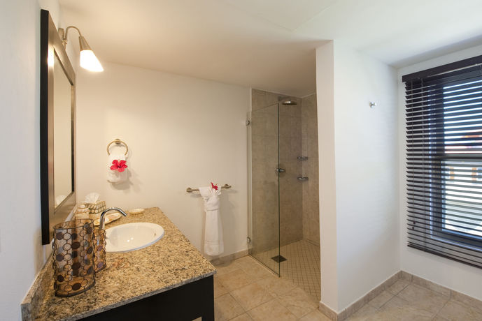 Imagen de la habitación del Hotel Las Terrazas Resort. Foto 8