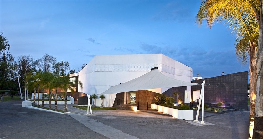 Imagen de los exteriores del Hotel Las Trojes. Foto 8