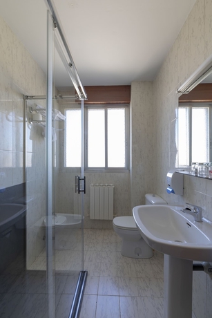 Imagen de la habitación del Hotel Las Vegas, Burgos. Foto 9