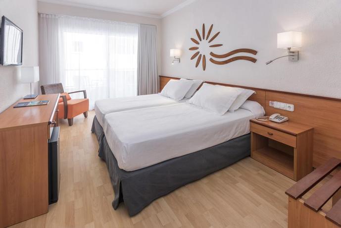 Imagen de la habitación del Hotel Las Vegas, Salou. Foto 5