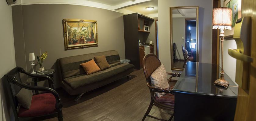 Imagen de la habitación del Hotel Las Ventanas Suite. Foto 7