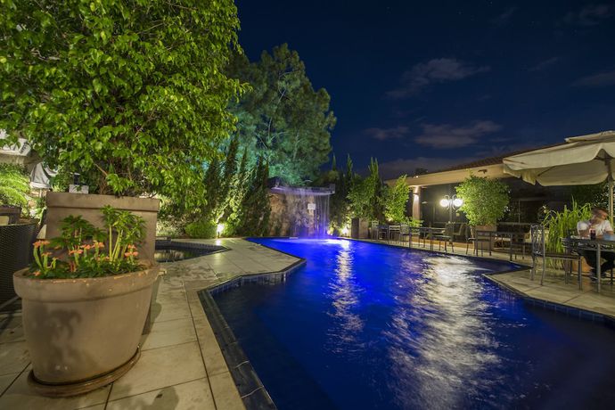 Imagen de la piscina del Hotel Las Ventanas Suite. Foto 19