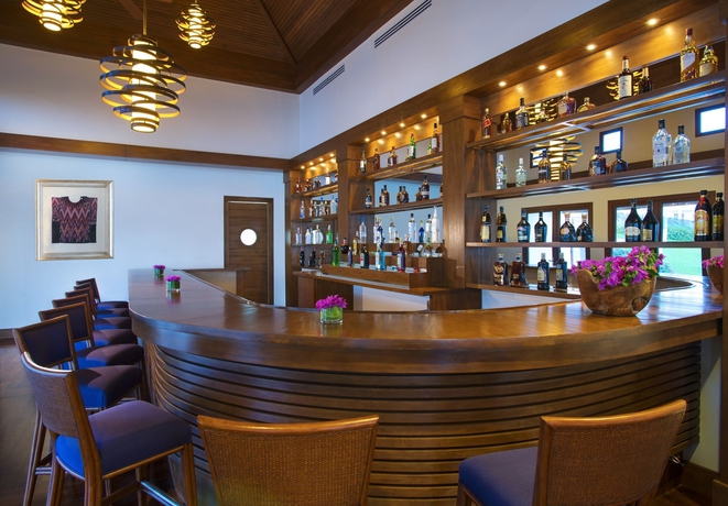 Imagen del bar/restaurante del Hotel Las Verandas and Villas. Foto 2