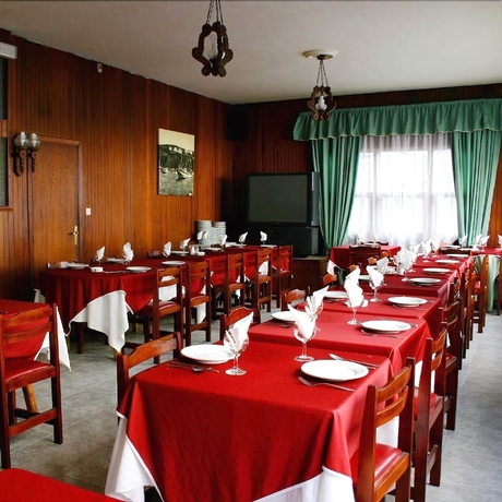 Imagen del bar/restaurante del Hotel Las Vinas. Foto 2