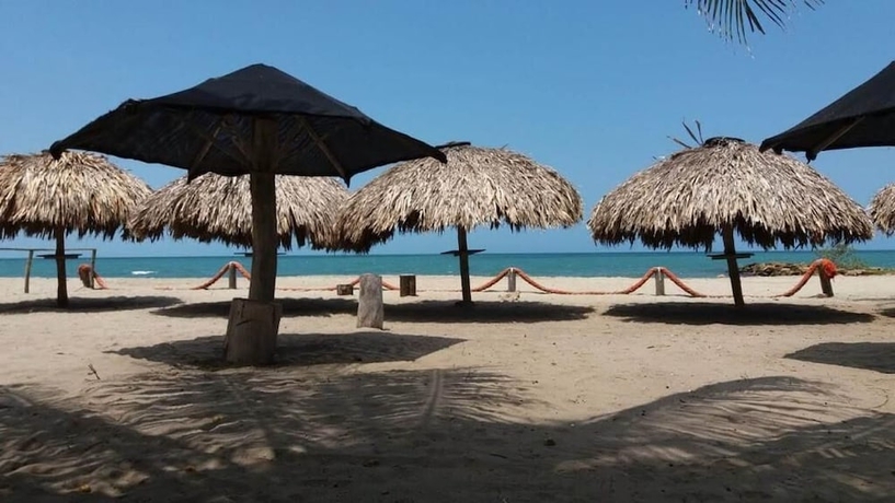 Imagen general del Hotel Las acacias Tolu. Foto 1