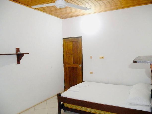 Imagen de la habitación del Hotel Las acacias Tolu. Foto 5