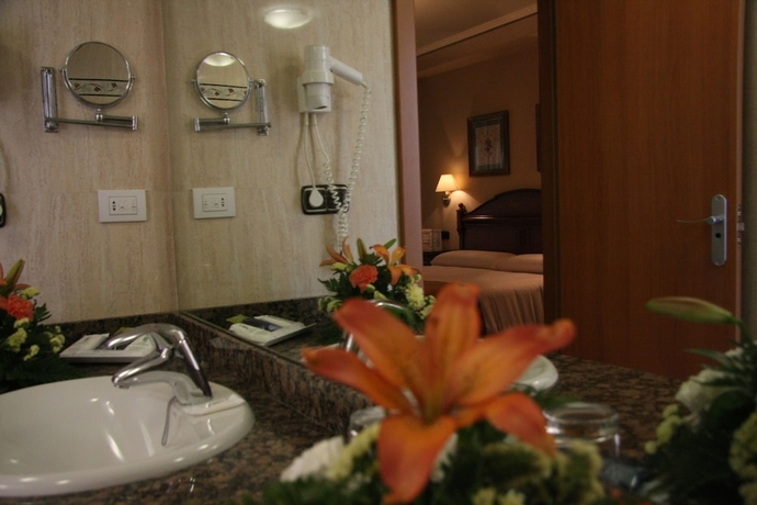 Imagen de la habitación del Hotel Lasa Sport. Foto 5