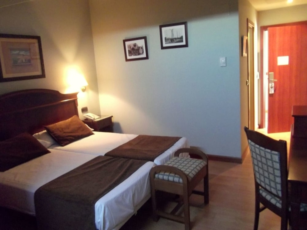 Imagen de la habitación del Hotel Lasa Sport. Foto 9