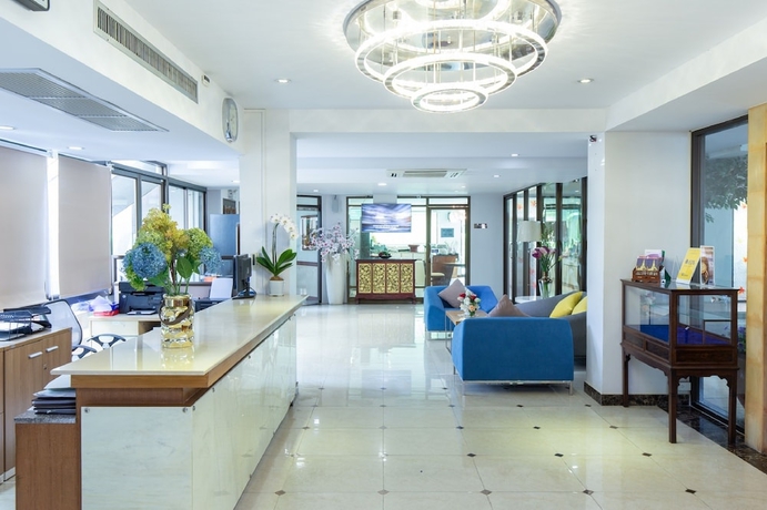 Imagen de los interiores del Hotel Lasalle Suites and Residence. Foto 16