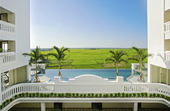 Imagen de la piscina del Hotel Lasenta Boutique Hoian. Foto 16