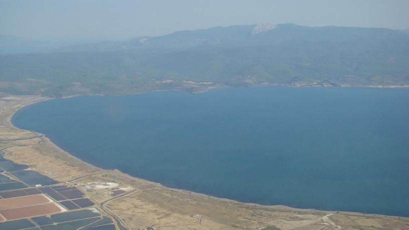 Imagen de la piscina del Hotel Lasia. Foto 19