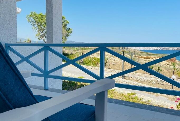 Imagen general del Hotel Lassion Golden Bay, Sitia. Foto 3