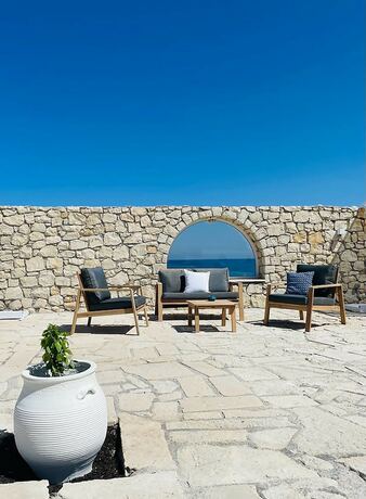 Imagen general del Hotel Lassion Golden Bay, Sitia. Foto 9