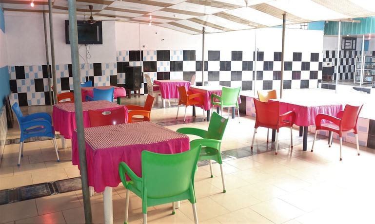 Imagen del bar/restaurante del Hotel Last Born. Foto 7