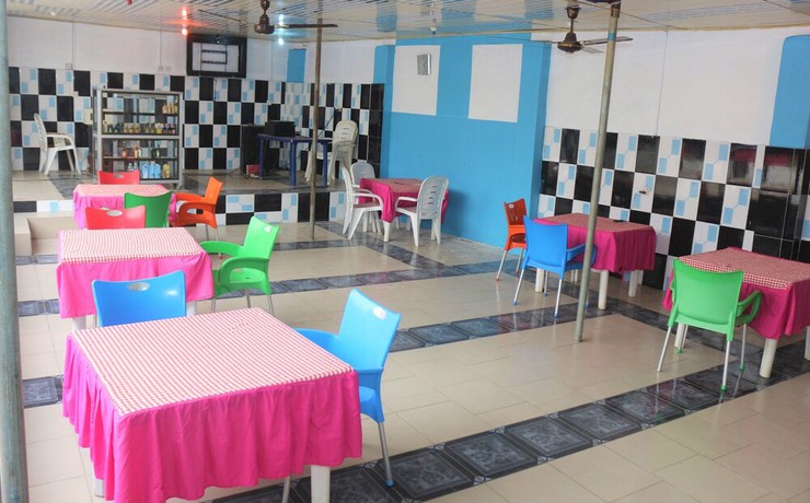 Imagen del bar/restaurante del Hotel Last Born. Foto 9