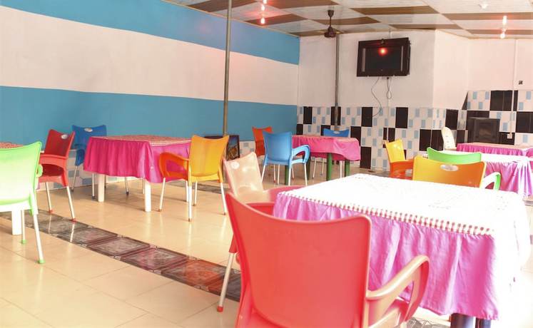 Imagen del bar/restaurante del Hotel Last Born. Foto 10