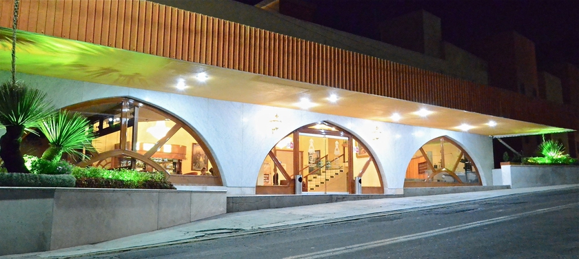 Imagen de los exteriores del Hotel Lastra. Foto 15