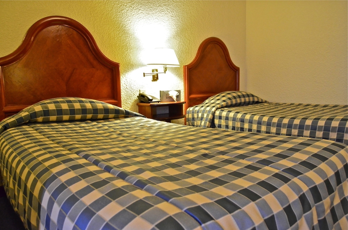 Imagen de la habitación del Hotel Lastra. Foto 11