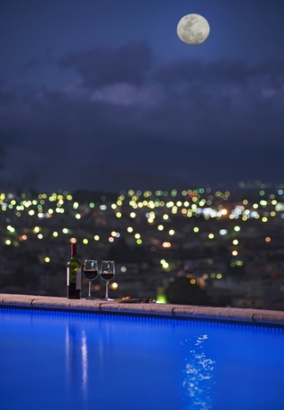 Imagen de la piscina del Hotel Latam Plaza Pradera Quetzaltenango. Foto 19