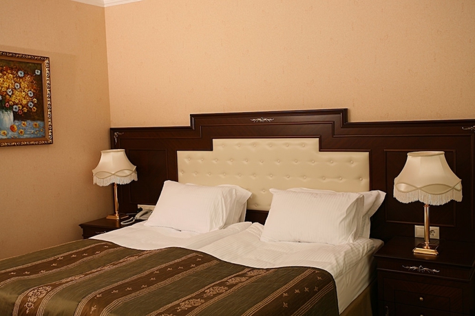 Imagen de la habitación del Hotel Latanya Palm and Spa. Foto 5