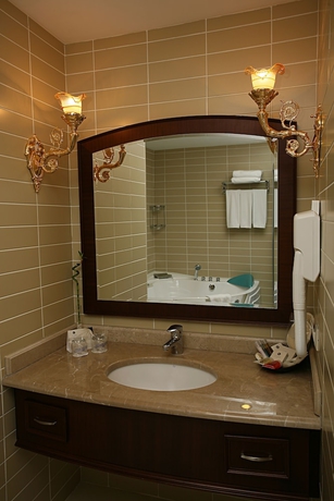 Imagen de la habitación del Hotel Latanya Palm and Spa. Foto 11